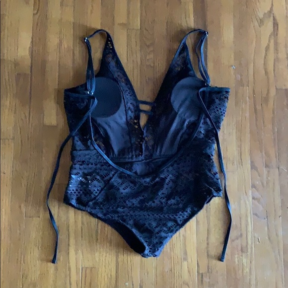 Black lace cutout one piece 🖤 - Picture 2 of 7